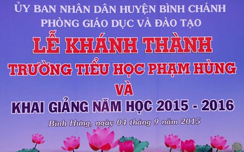 Lễ khánh thành trường Tiểu học Phạm Hùng.